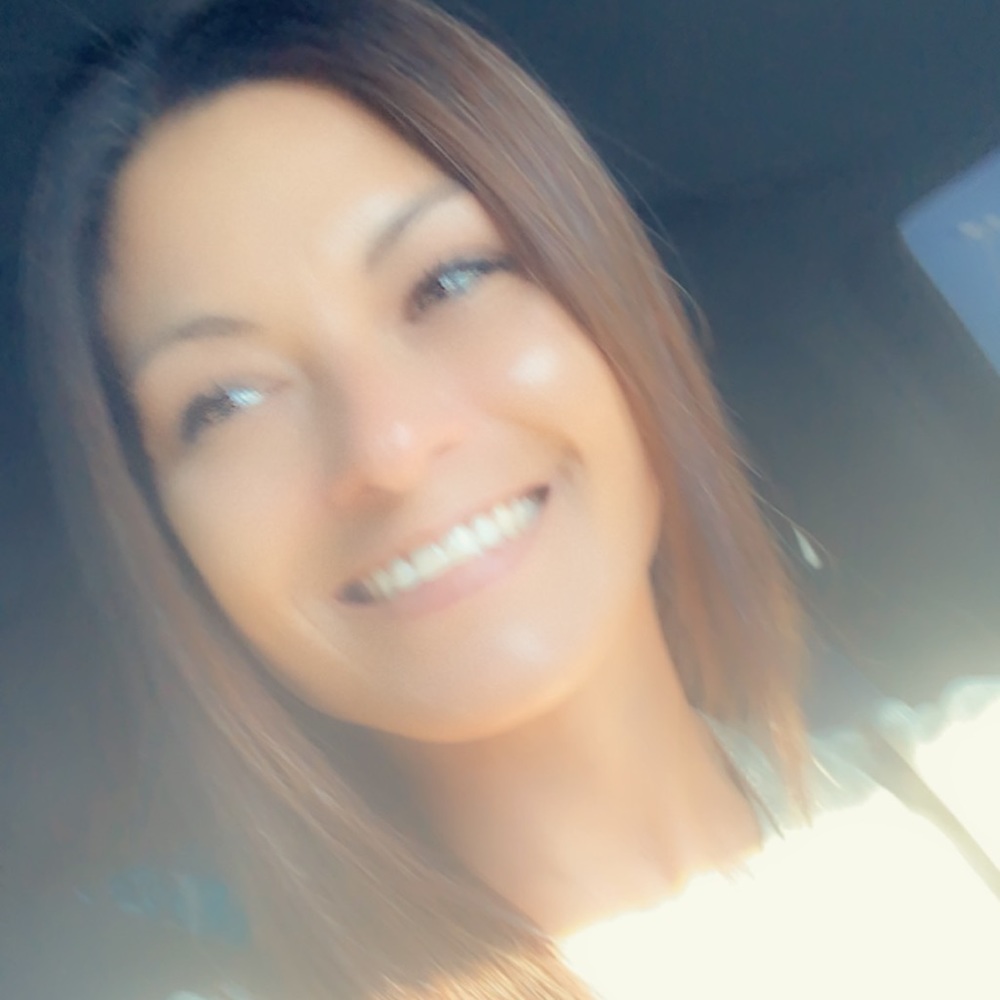 Meet your Posher, Vanessa ann